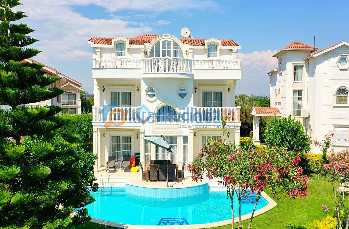 Serik Belek�te Plaja Yakın Geniş Aileler İçin Uygun Özel Havuzlu Villa